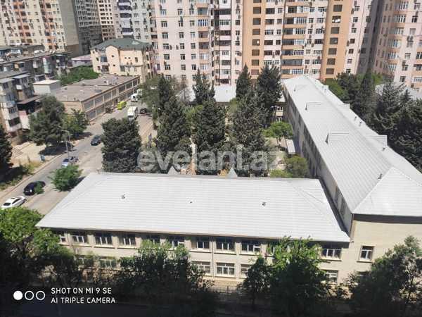Satılır, yeni tikili, 2 otaqlı, 58 m², İnşaatçılar m.