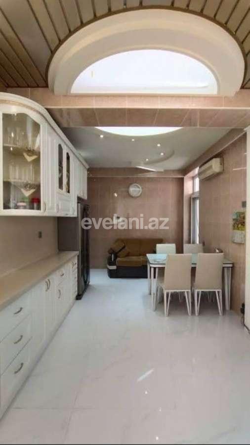 Sale, new building, 4 room, 200 m², Inshaatchilar m.