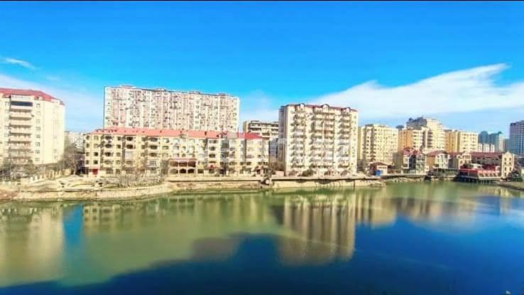 Sale, new building, 4 room, 200 m², Inshaatchilar m.