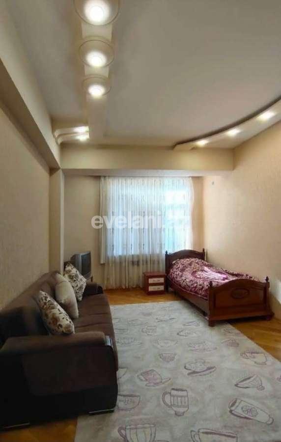 Sale, new building, 4 room, 200 m², Inshaatchilar m.