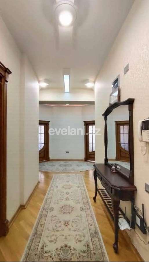 Sale, new building, 4 room, 200 m², Inshaatchilar m.