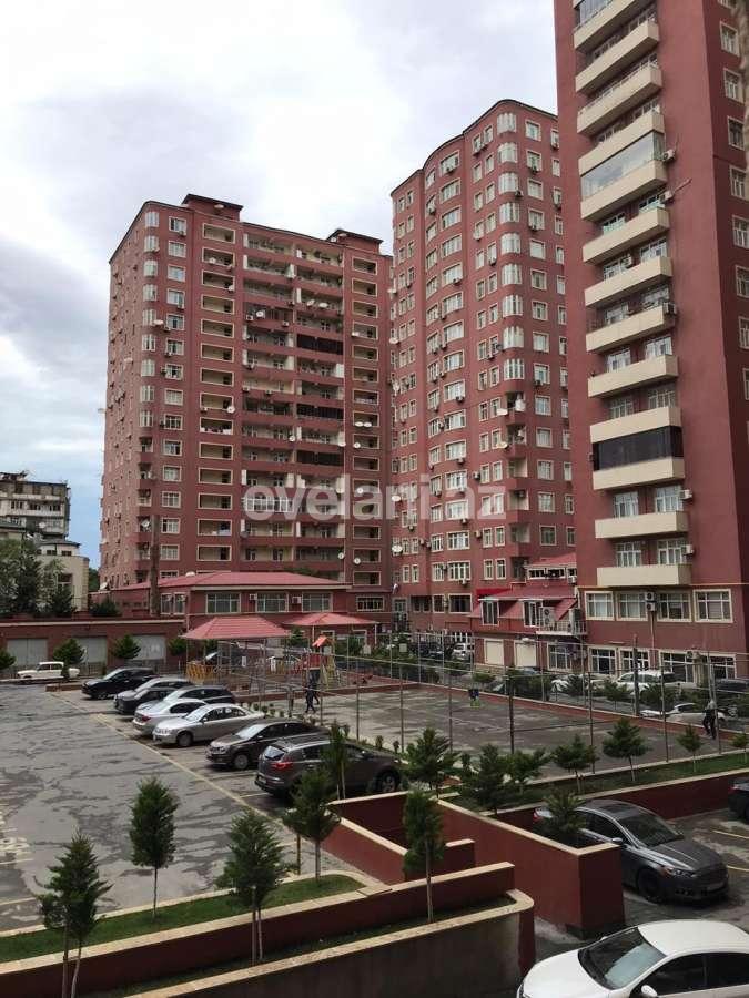 Satılır, yeni tikili, 3 otaqlı, 100 m², 8-ci mikrorayon q.