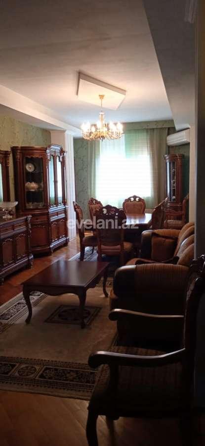 Satılır, yeni tikili, 3 otaqlı, 100 m², 8-ci mikrorayon q.