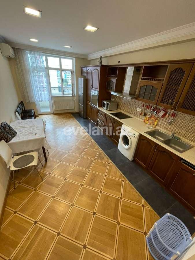 Продаётся, новостройка, 3-комнаты, 136 m², Шах Исмаил Хатаи m.