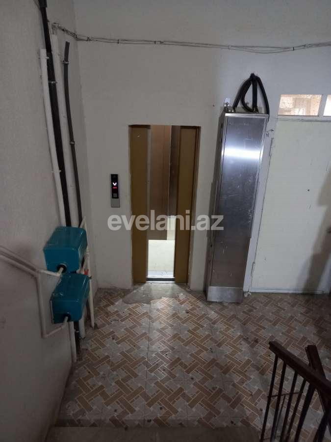 Sale, old building, 2 room, 49.8 m², 8 November m.