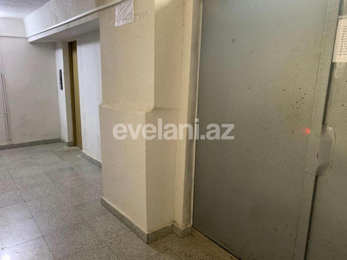Sale, old building, 2 room, 49.8 m², 8 November m.