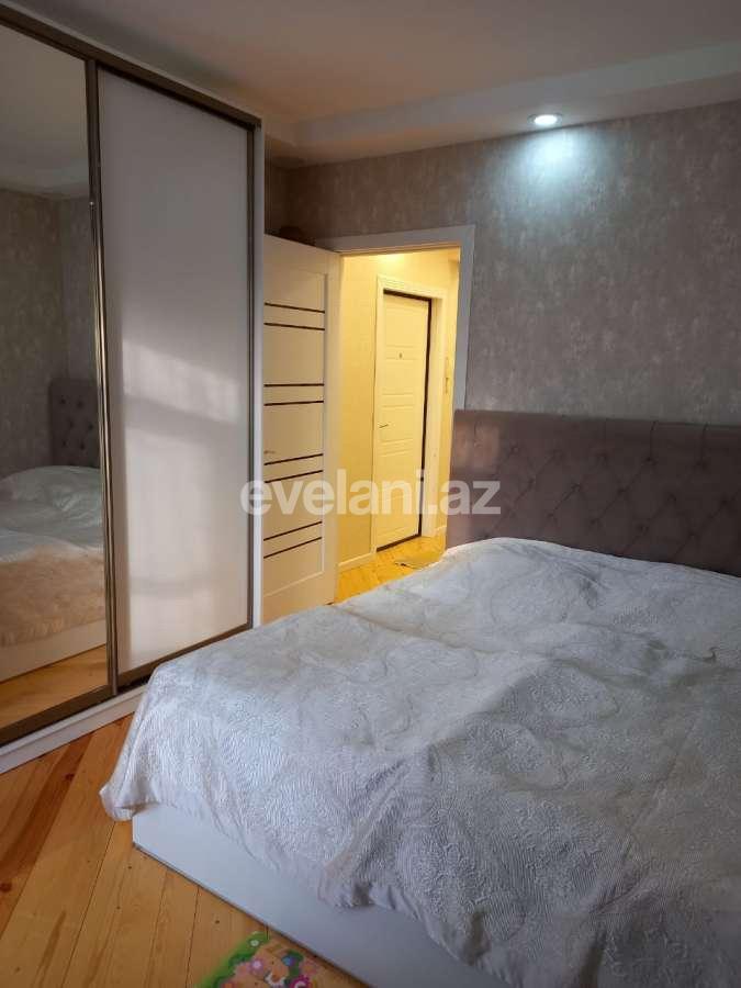 Sale, old building, 2 room, 49.8 m², 8 November m.