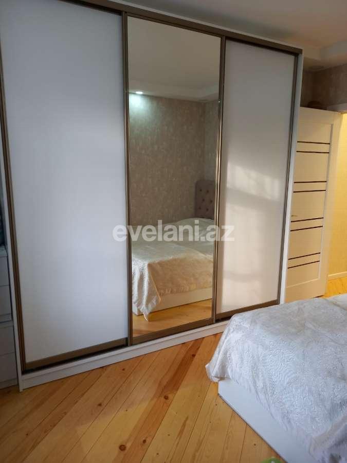 Sale, old building, 2 room, 49.8 m², 8 November m.