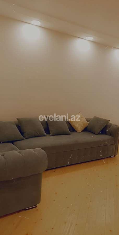 Sale, old building, 2 room, 49.8 m², 8 November m.