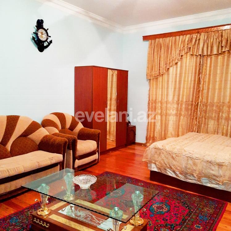 Sale, garden / house, 4 room, 175 m², Inshaatchilar m.