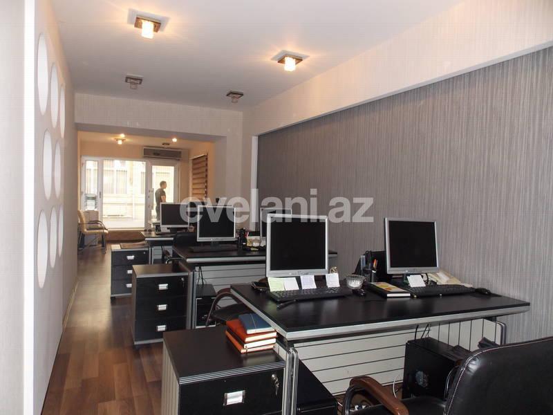 Satılır, obyekt, 50 m², İnşaatçılar m.