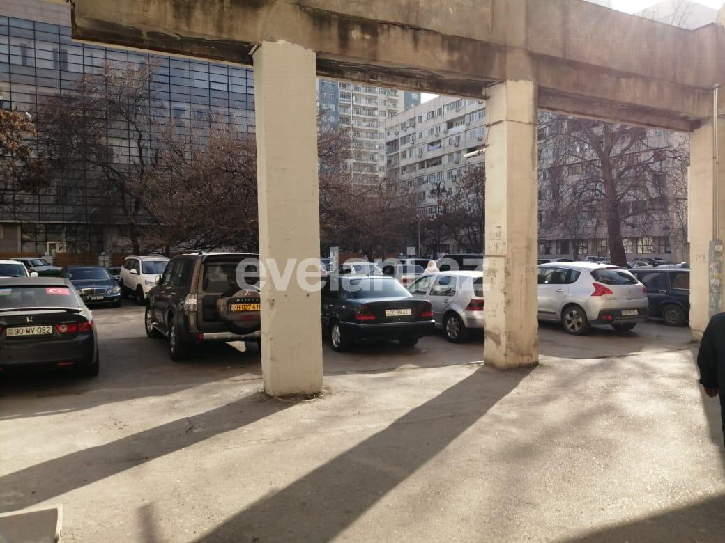 Satılır, köhnə tikili, 3 otaqlı, 85 m², Gənclik m.