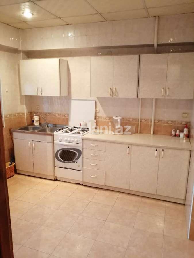 Satılır, köhnə tikili, 3 otaqlı, 85 m², Gənclik m.