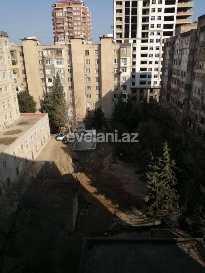 Satılır, köhnə tikili, 3 otaqlı, 85 m², Gənclik m.