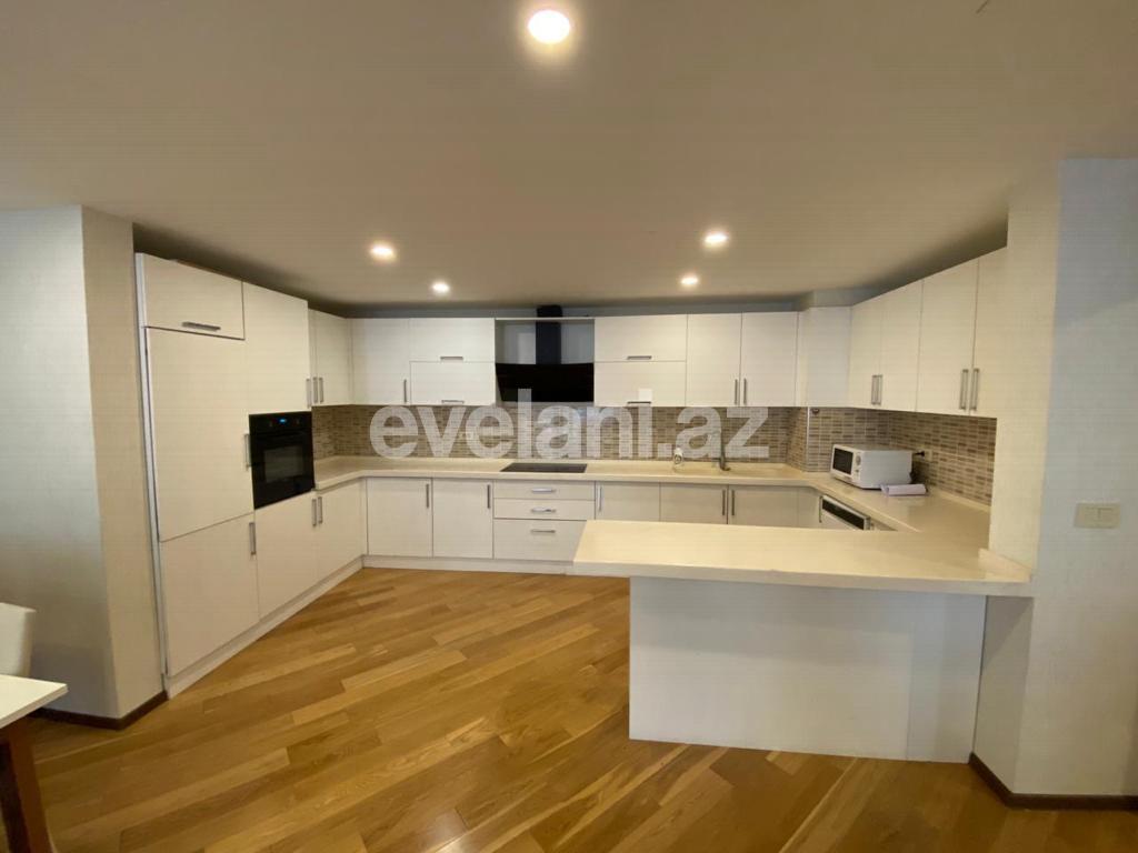 Kirayə verilir, yeni tikili, 4 otaqlı, 180 m², 28 may m.