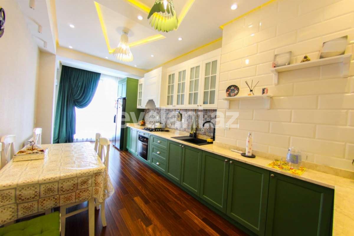 Satılır, yeni tikili, 3 otaqlı, 130.2 m², Gənclik m.