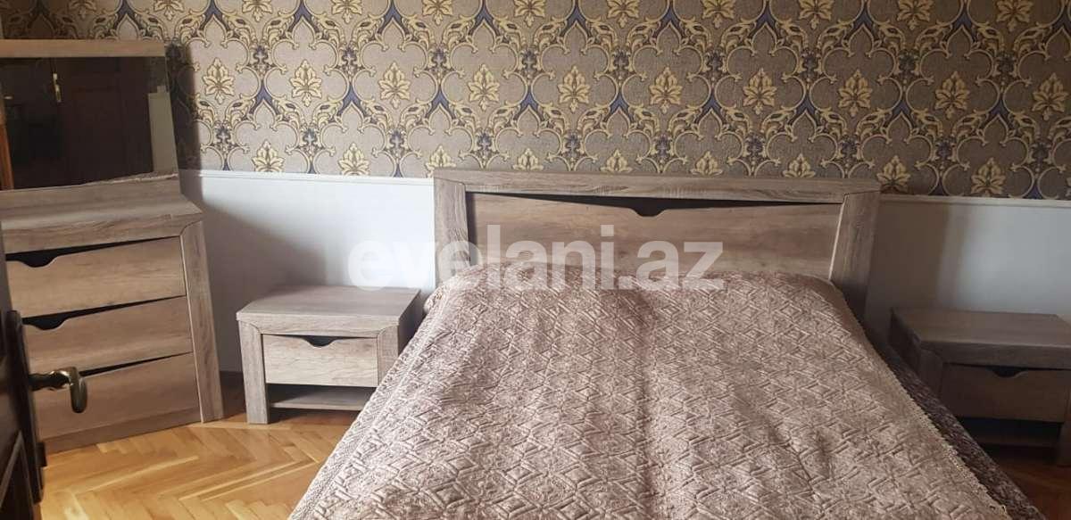 Rent, old building, 3 room, 80 m², Elmlar Akademiyası m.