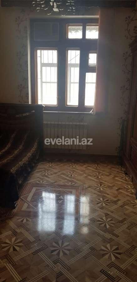 Rent, old building, 3 room, 80 m², Elmlar Akademiyası m.