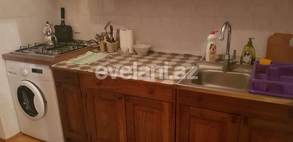 Rent, old building, 3 room, 80 m², Elmlar Akademiyası m.