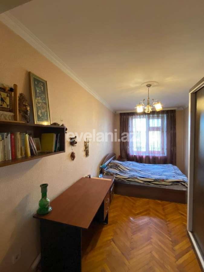 Sale, old building, 3 room, 70 m², Nizami m.
