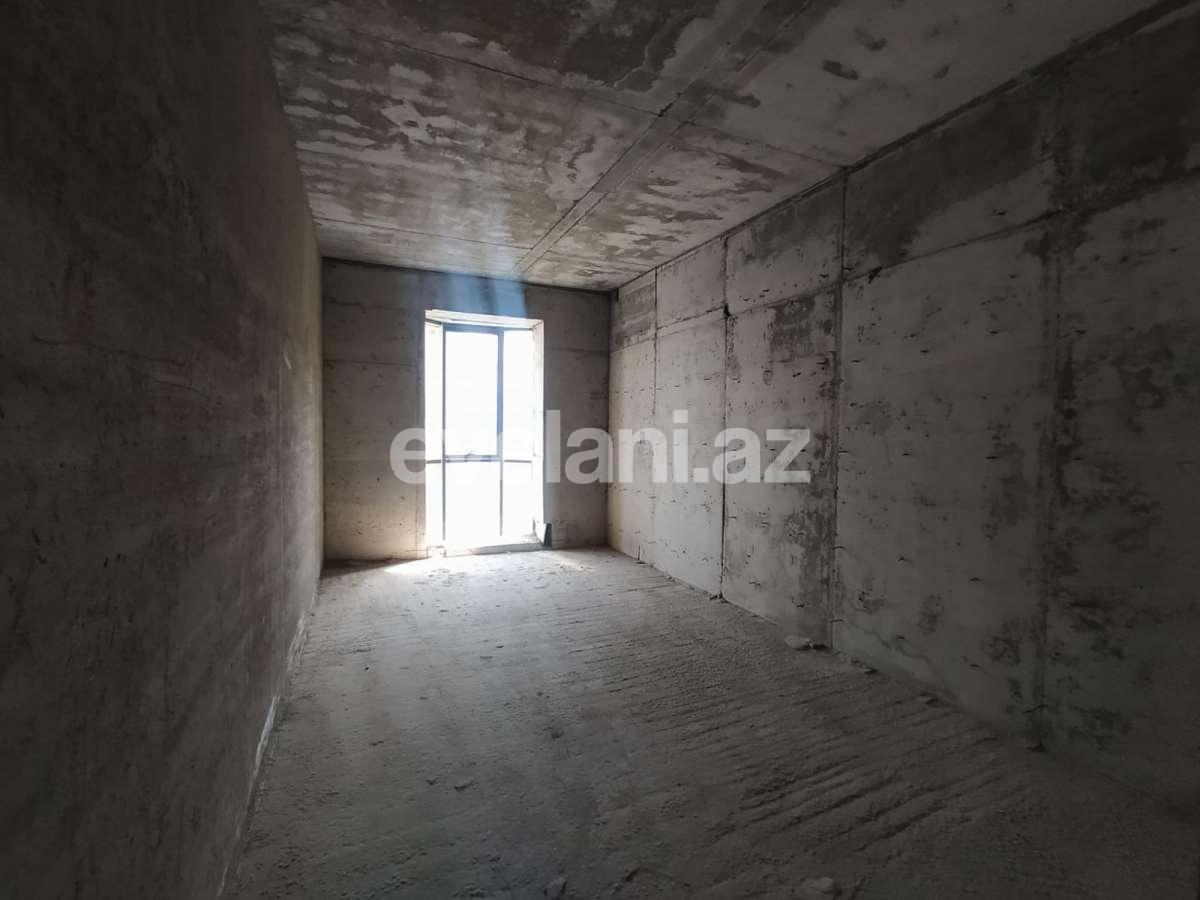 Sale, new building, 4 room, 242 m², 28 may m.