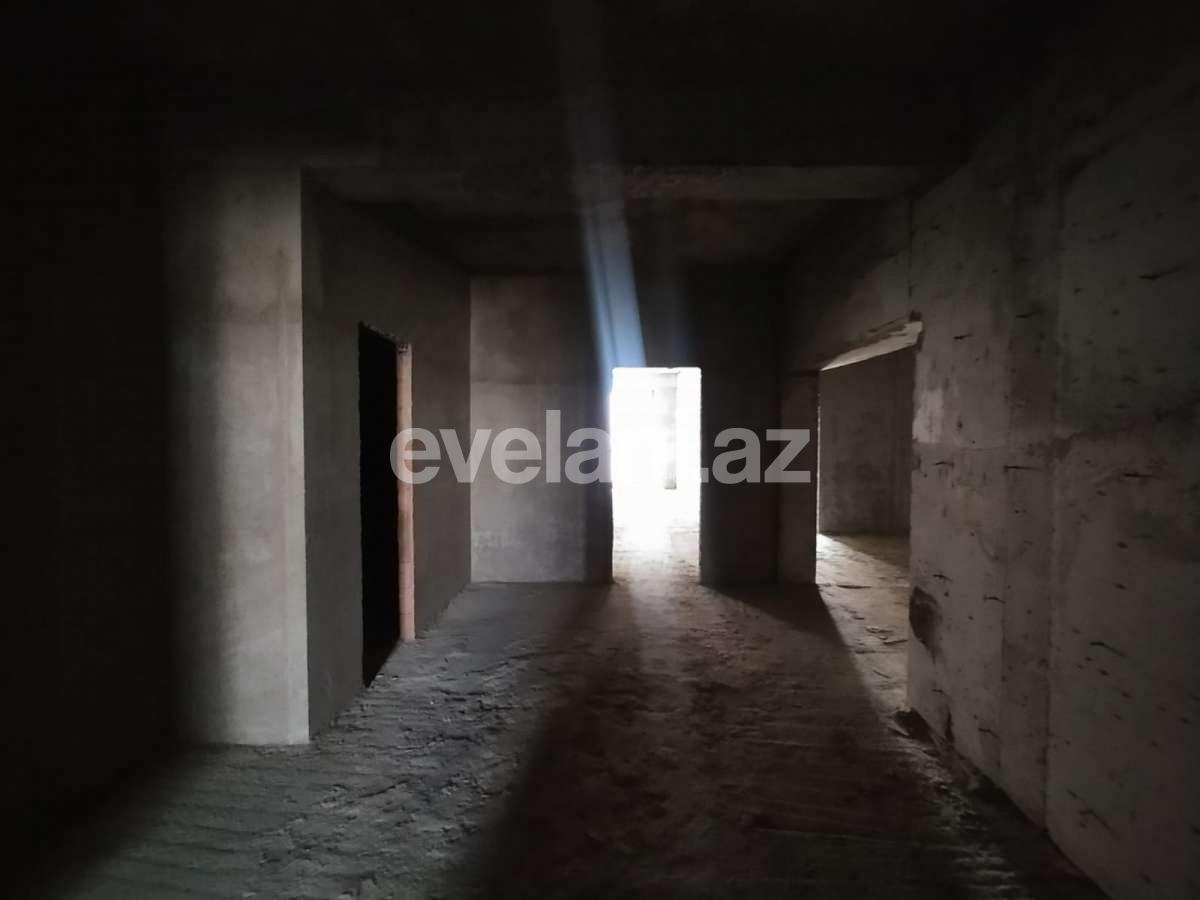 Sale, new building, 4 room, 242 m², 28 may m.