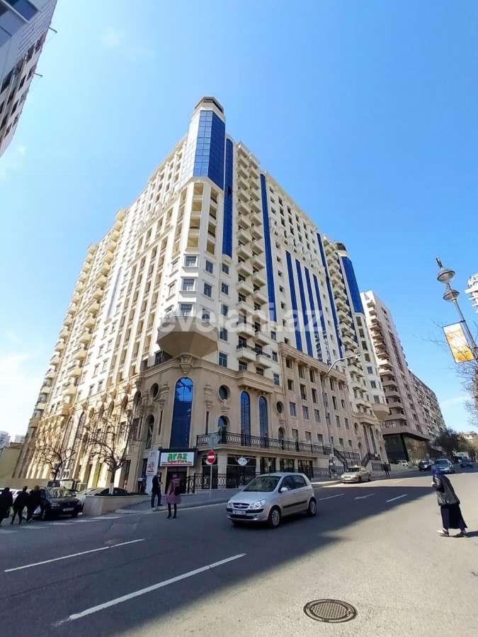 Sale, new building, 4 room, 242 m², 28 may m.