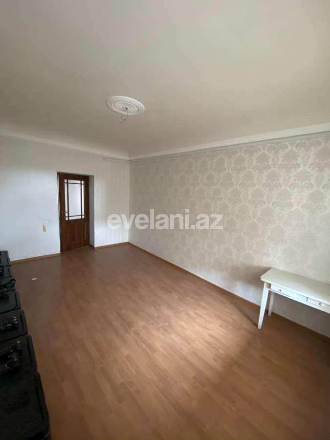 Satılır, köhnə tikili, 3 otaqlı, 75 m², Neftçilər m.