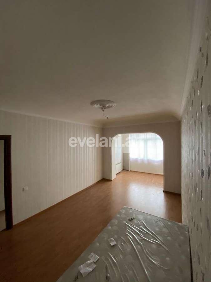 Satılır, köhnə tikili, 3 otaqlı, 75 m², Neftçilər m.