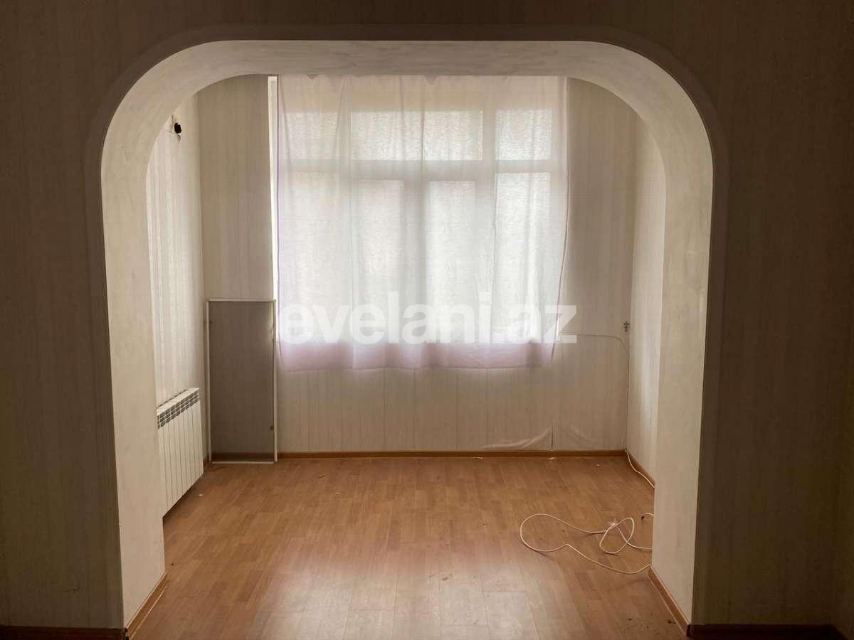 Satılır, köhnə tikili, 3 otaqlı, 75 m², Neftçilər m.