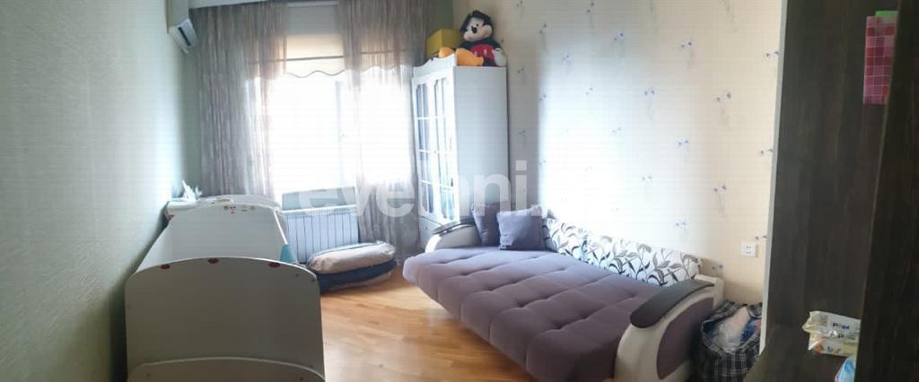 Satılır, yeni tikili, 3 otaqlı, 111 m², İnşaatçılar m.