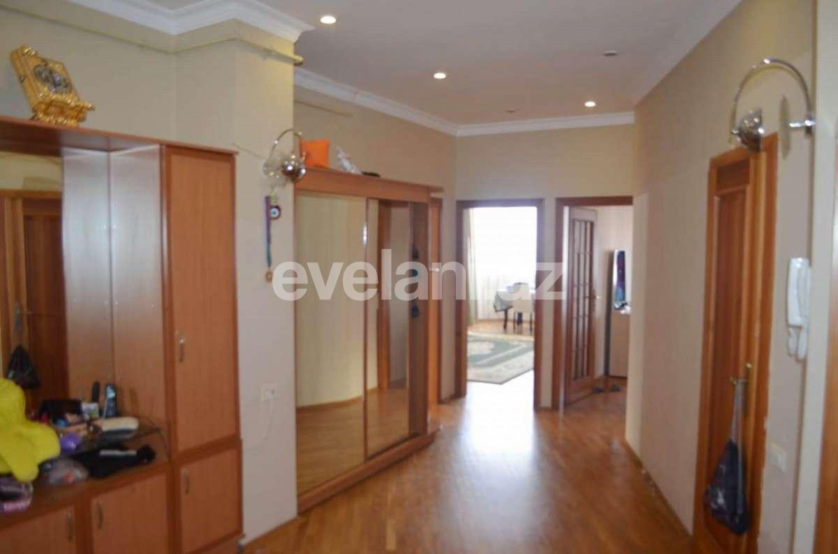 Satılır, yeni tikili, 3 otaqlı, 111 m², İnşaatçılar m.