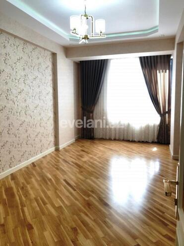 Satılır, yeni tikili, 3 otaqlı, 140 m², 28 may m.