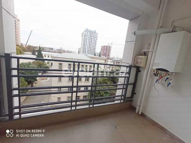 Satılır, yeni tikili, 3 otaqlı, 140 m², 28 may m.