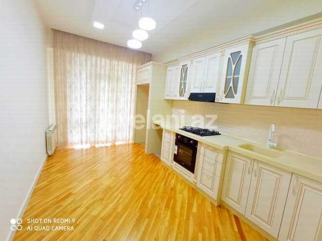 Satılır, yeni tikili, 3 otaqlı, 140 m², 28 may m.