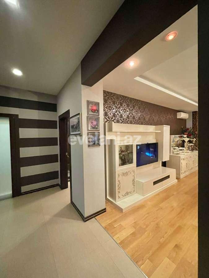 Sale, new building, 3 room, 161 m², 28 may m.