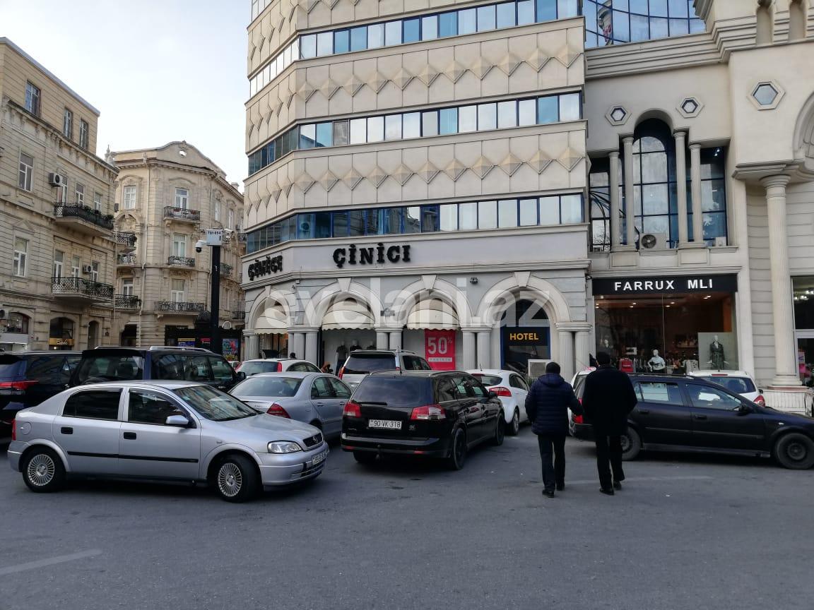 Satılır, köhnə tikili, 1 otaqlı, 25 m², Sahil m.