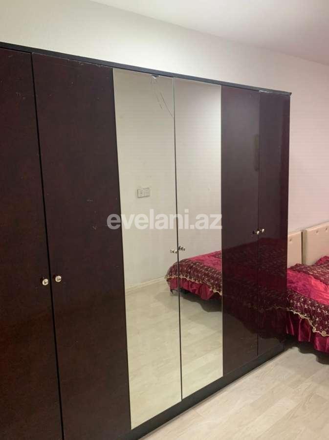 Sale, old building, 2 room, 55 m², Inshaatchilar m.