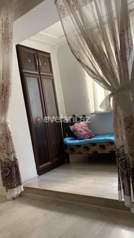 Sale, old building, 2 room, 55 m², Inshaatchilar m.