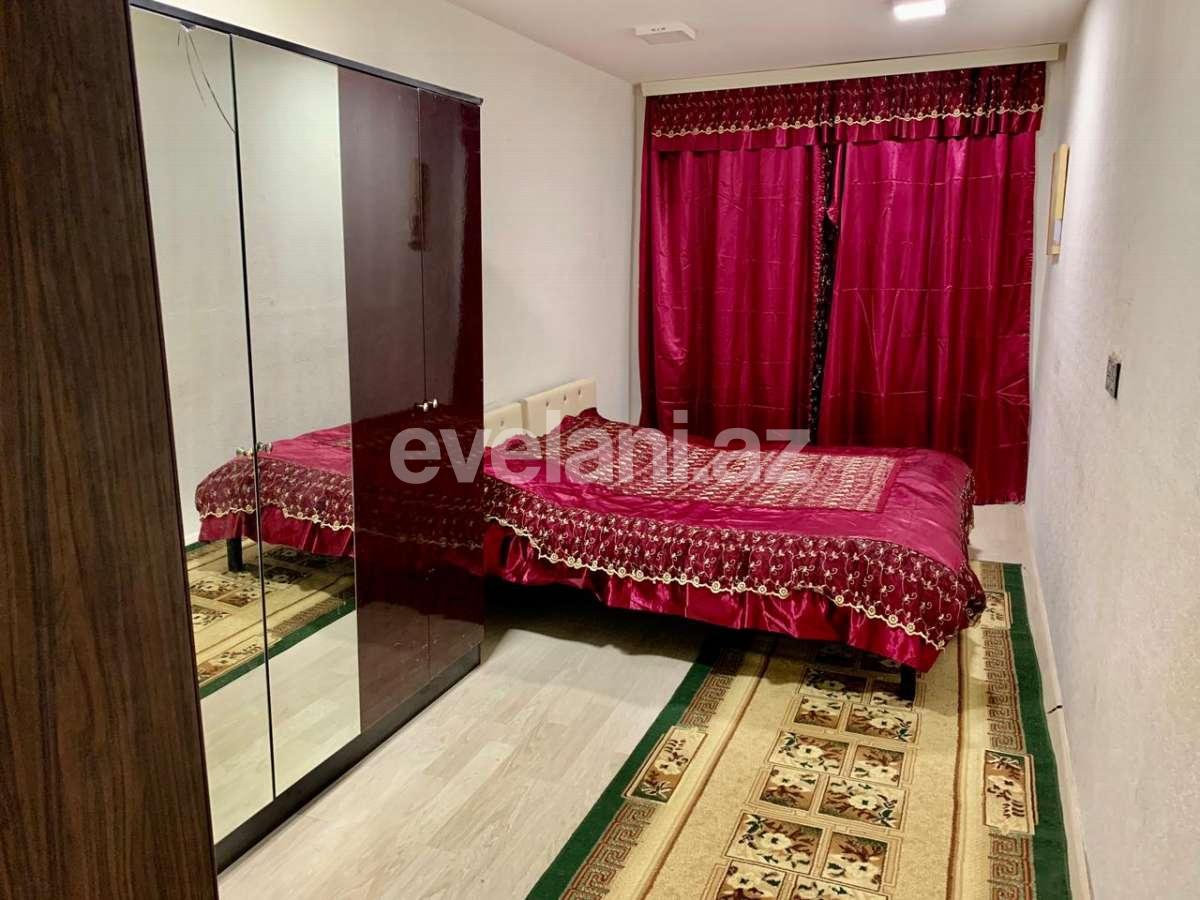 Sale, old building, 2 room, 55 m², Inshaatchilar m.