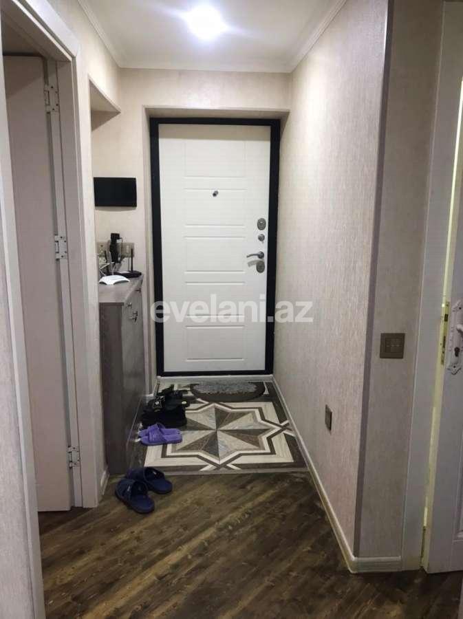 Rent, old building, 3 room, 74 m², Elmlar Akademiyası m.