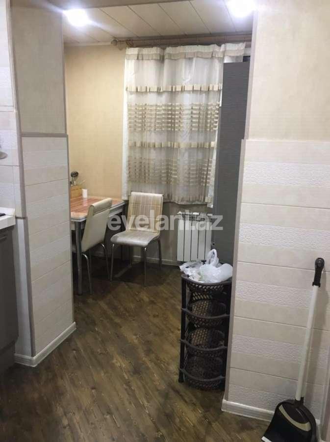 Rent, old building, 3 room, 74 m², Elmlar Akademiyası m.