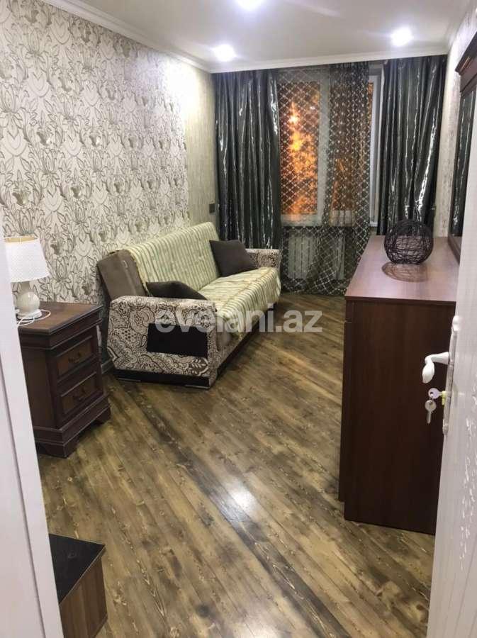 Rent, old building, 3 room, 74 m², Elmlar Akademiyası m.