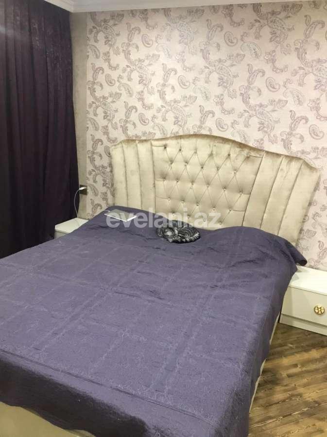 Rent, old building, 3 room, 74 m², Elmlar Akademiyası m.