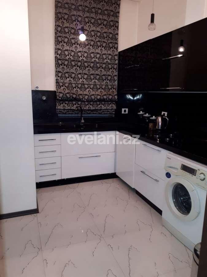 Satılır, köhnə tikili, 3 otaqlı, 85 m², Sahil m.