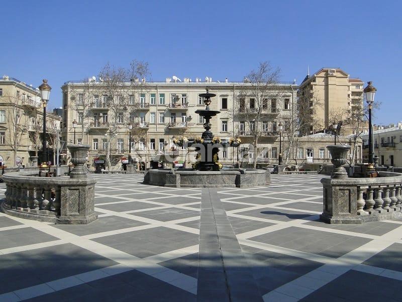 Satılır, köhnə tikili, 3 otaqlı, 85 m², Sahil m.