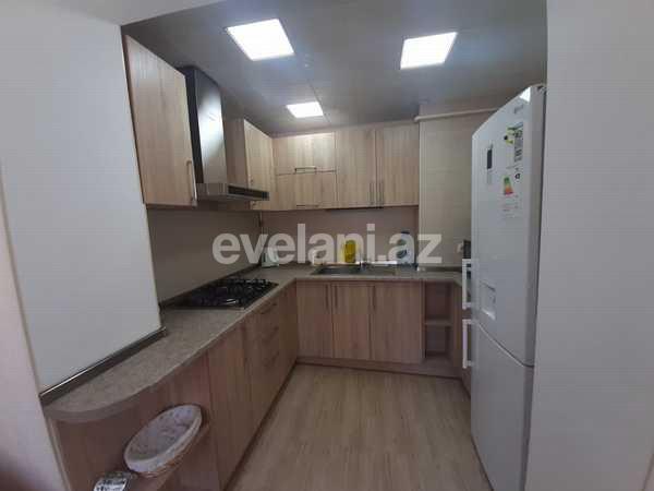 Rent, old building, 3 room, 65 m², Sabail r.