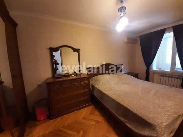 Rent, old building, 3 room, 65 m², Sabail r.