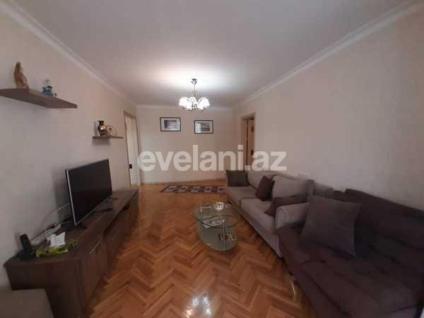 Rent, old building, 3 room, 65 m², Sabail r.