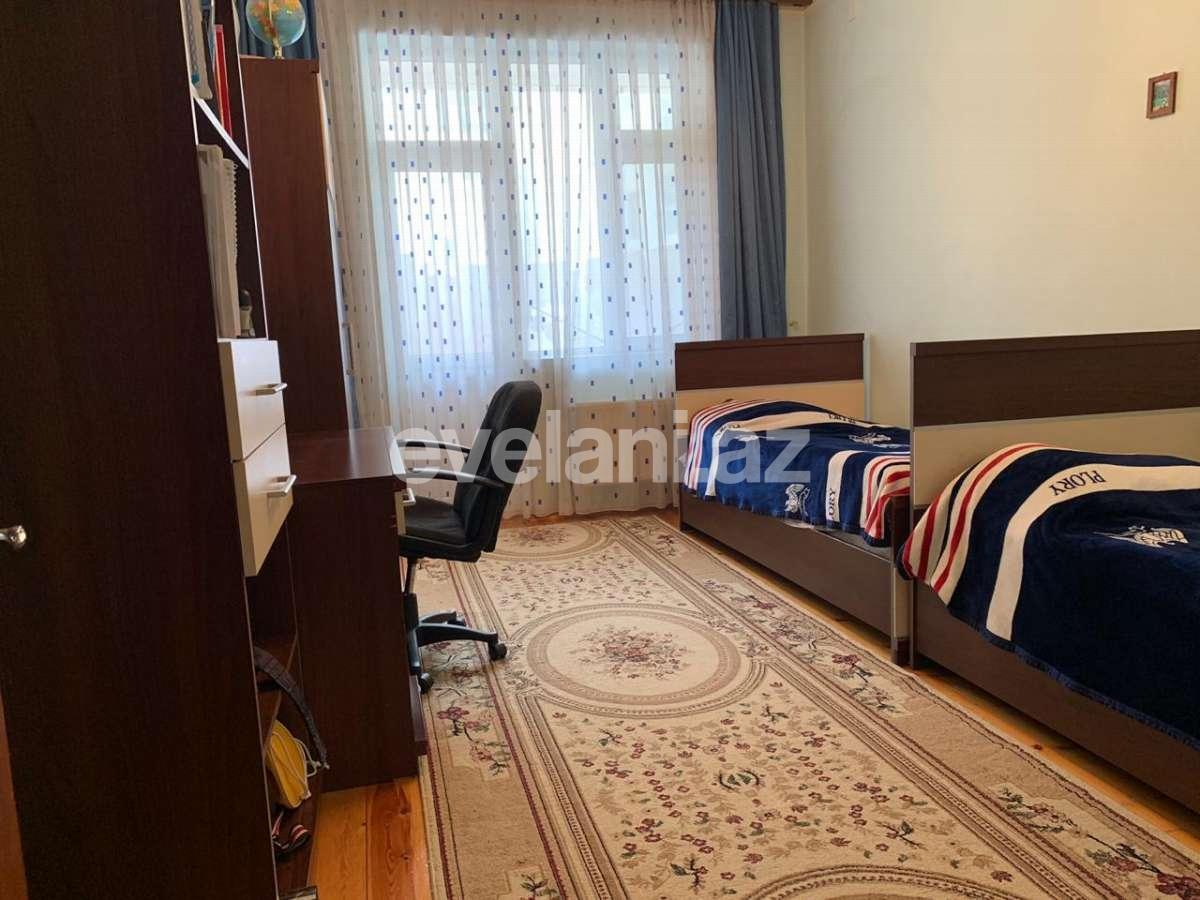 Satılır, yeni tikili, 3 otaqlı, 110 m², 8-ci mikrorayon q.